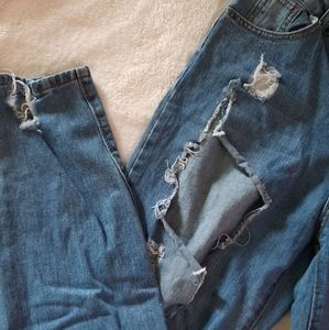 Romwe Distressed Jeans
